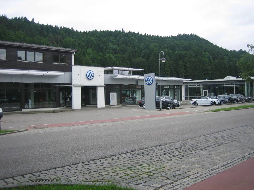 Foto Vermietet: Ehemaliges Autohaus in F�ssen